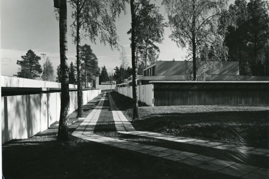 Toivo Korhonen a Jaakko Laapotti: domy s atriem v Espoo, 1959